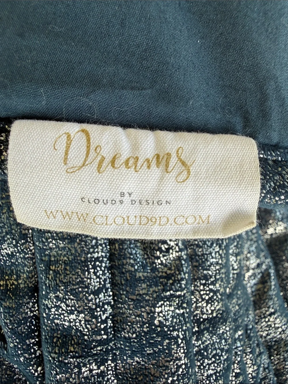 Cloud 9 Design King Maya Velvet with with Shams - Navy & Silver